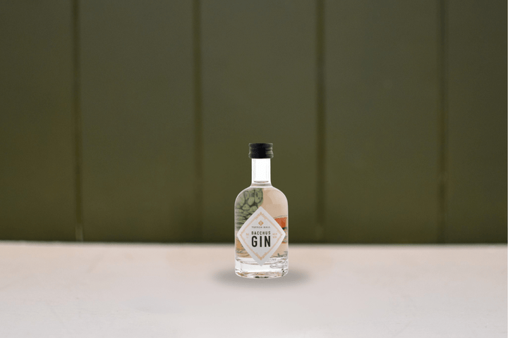 Bacchus Grape Gin 45% | Tuffon Hall