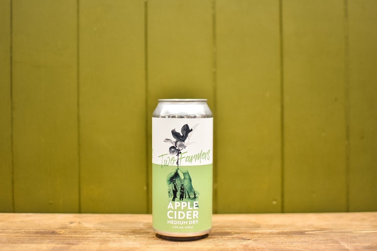 Medium Dry Apple Cider 4.5% | Two Farmers