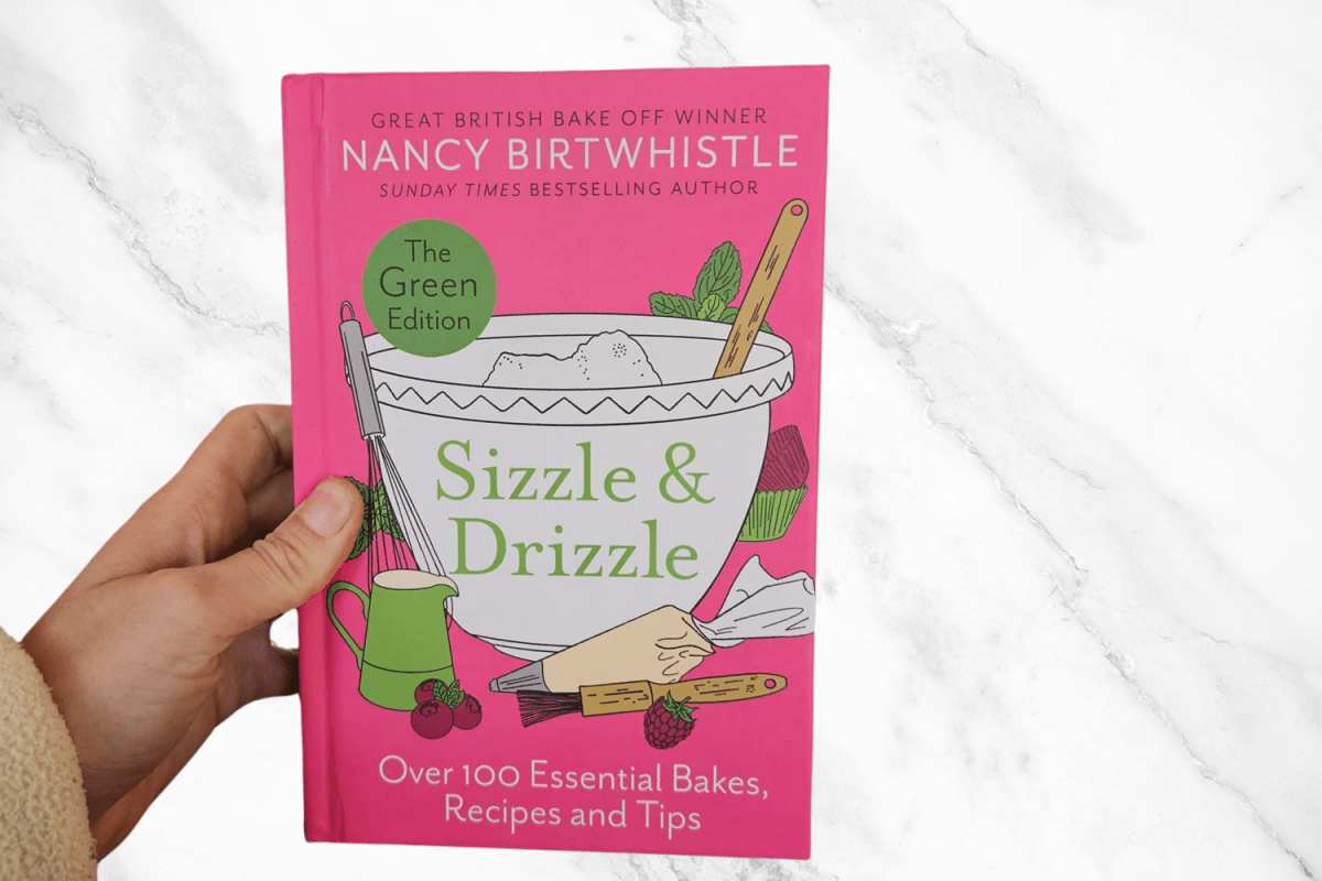 Sizzle & Drizzle - Nancy Birtwhistle - Hardback